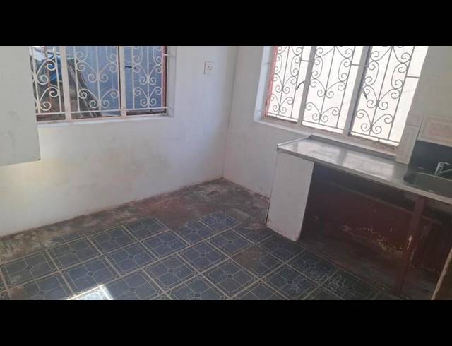 2 BEDROOM PROPERTY TO RENT IN BAYVIEW